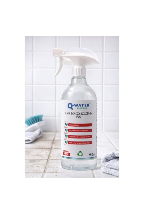 płyn do czyszczenia fug na zdjęciu jest płyn do czyszczenia fug i spoin między płytkowych.